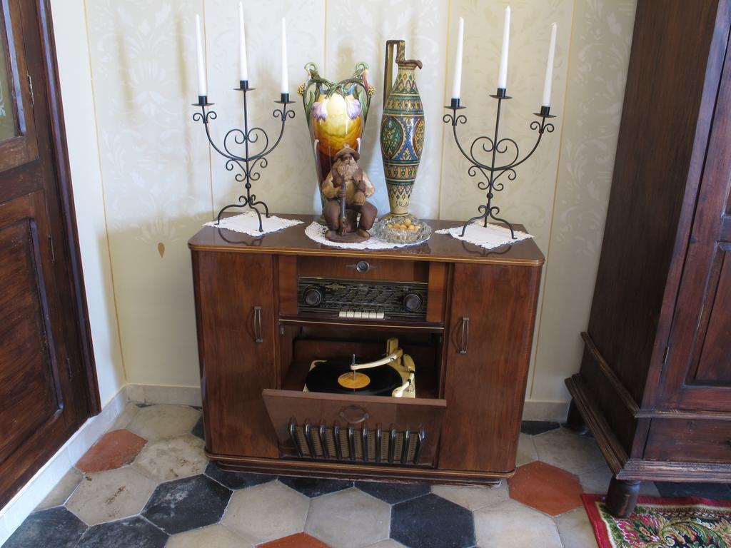 Palazzo Diamante Hotel Calascio Luaran gambar