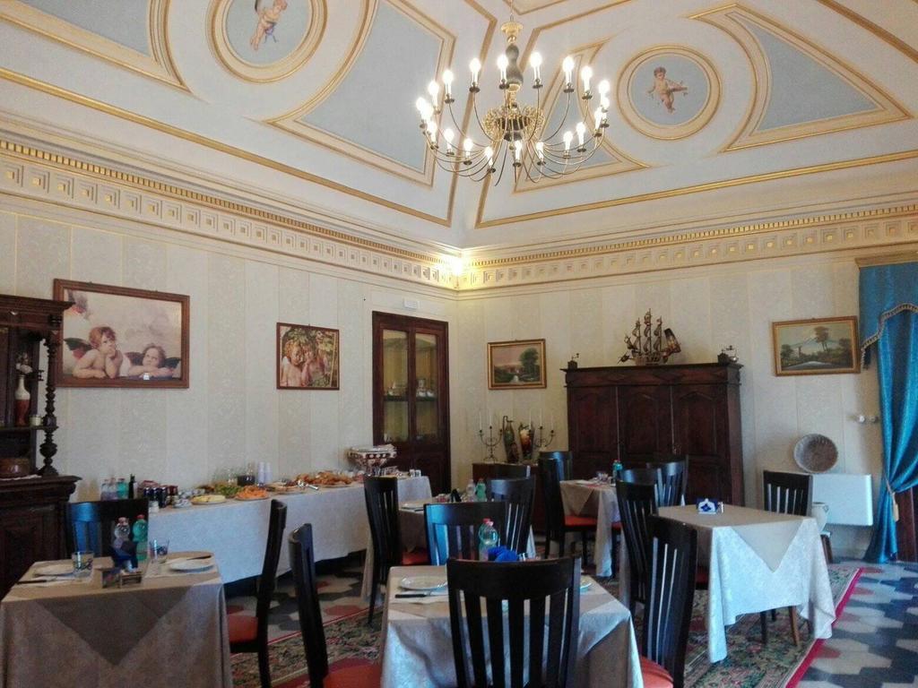Palazzo Diamante Hotel Calascio Luaran gambar